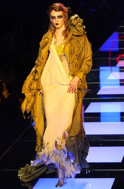 Look 37